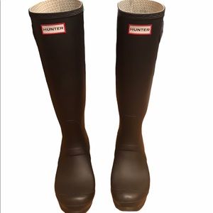 GUC Hunter Boots Tall Black Matte